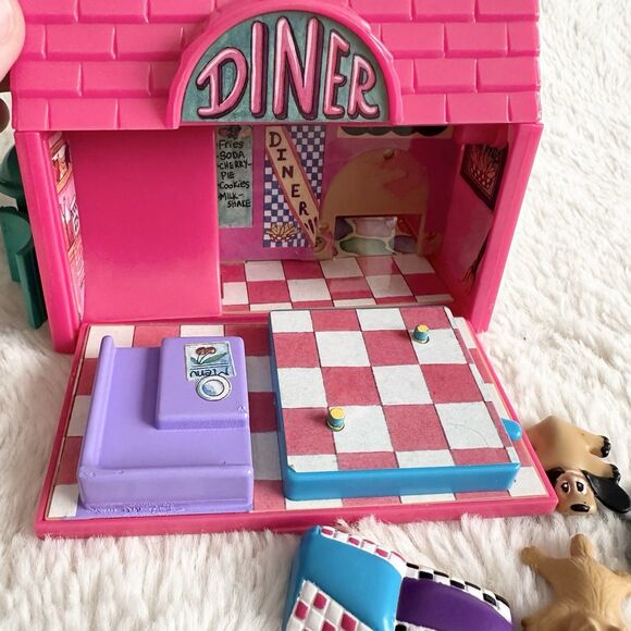 Galoob Mini Pound Puppies Diner Small Playset Vintage 1995 With Accessories Toy - Picture 6 of 7